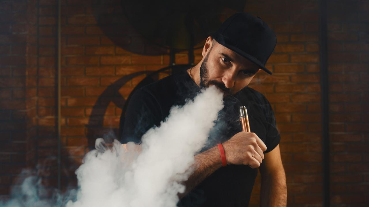 CALIBURN AZ3 vs. Competitors - Why UWELL Stands Out in the Market